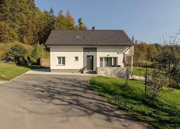 Fine Slovenia * Žirovnica